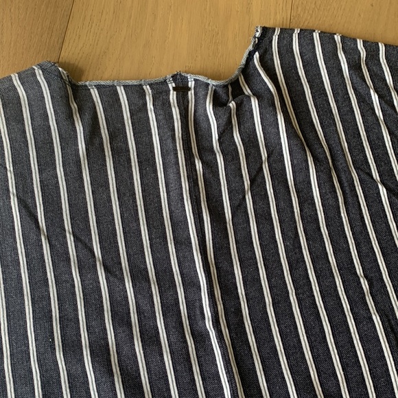 O’Neill med crop top - Picture 5 of 8